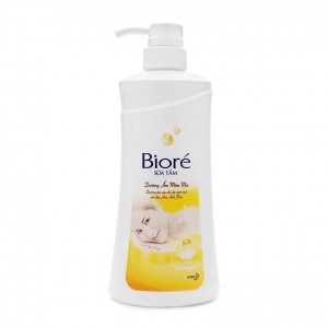 Bioré Shower smooth moisturizer 530ml