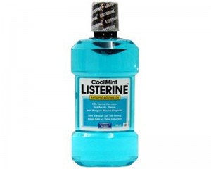 Listerine Coolmint Mouthwash with antiseptic agent 500ml
