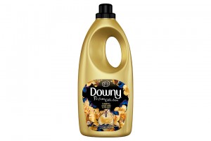 Downy Parfum Daring 1.8Lx4 bottle